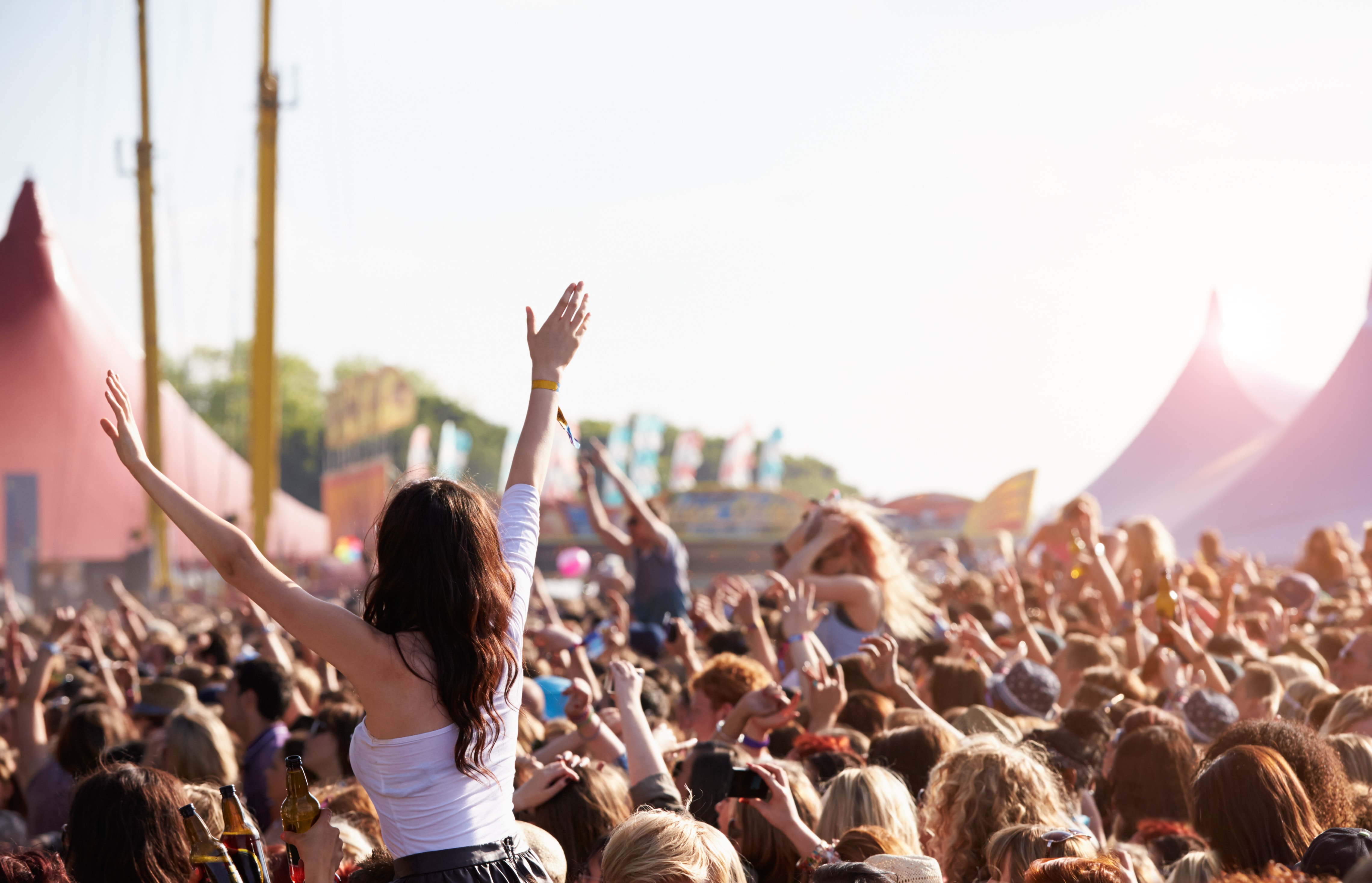 Ga jij deze zomer naar een festival? Bekijk 7 handige festivaltips